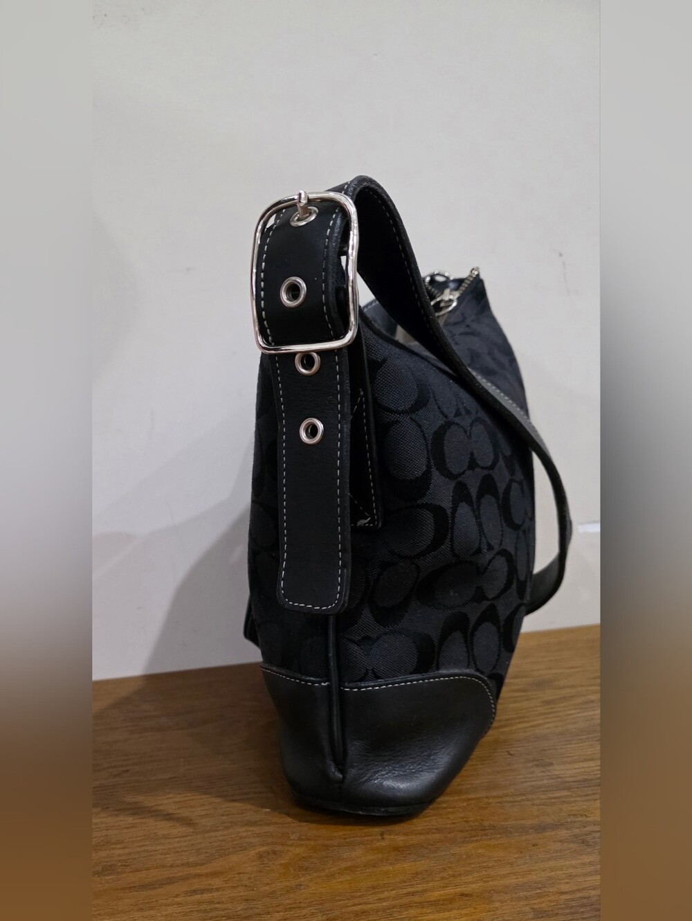 Like New!Coach Signature Jacquard Black/Leather Crossbody bag - Picture 5 of 10